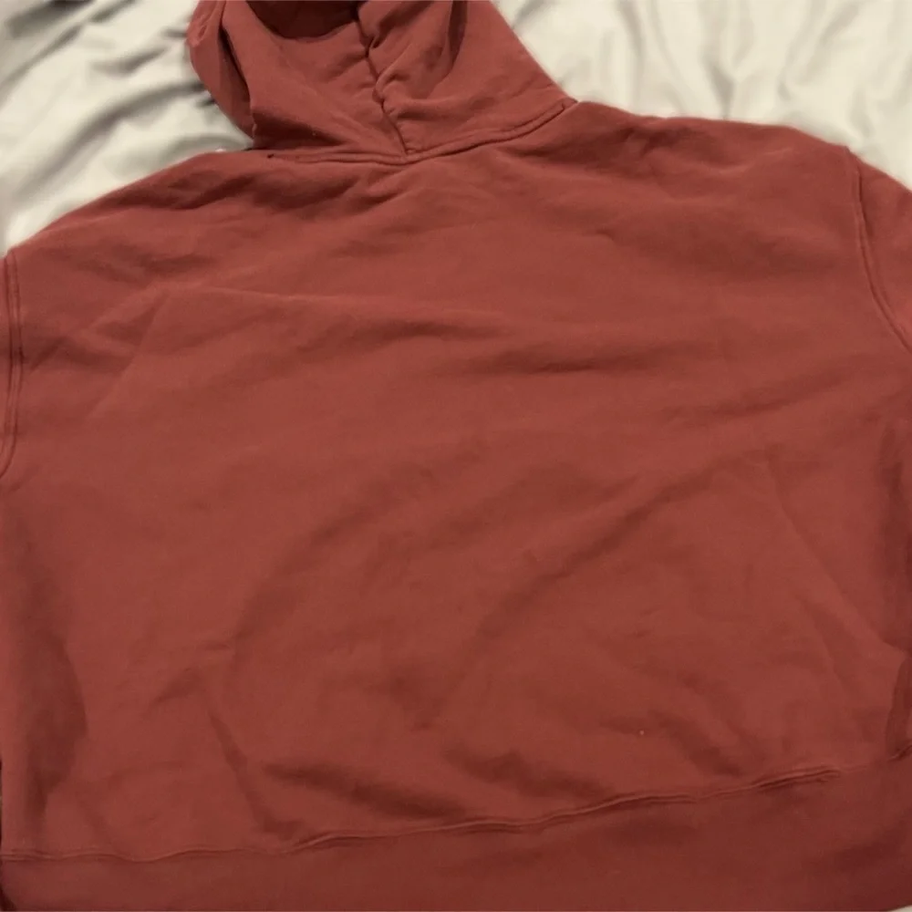 NWT Daily Drills Bodega Burgundy Hoodie - Picture 3 of 3